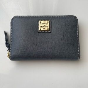 Dooney & Burke medium zip wallet